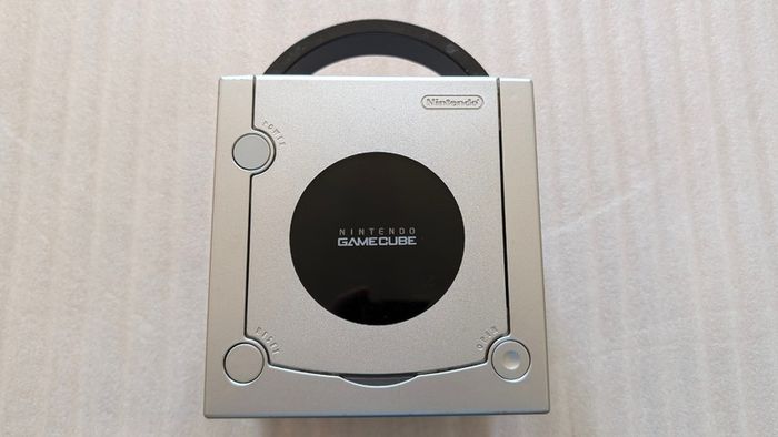 Nintendo Gamecube DOL-001 - Platinum Silver - Picoloader - 128GB