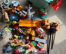 toys