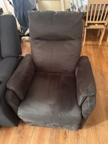 Reclining sofa