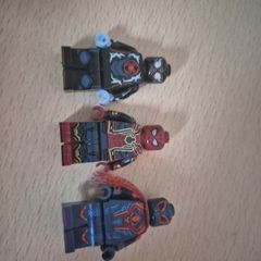 3 spiderman lego figures