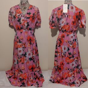 Jessy & co Italy Floral Dress, New With Tags