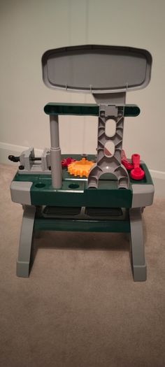 Kids toy workbench