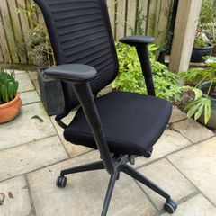 ergonomic office chair