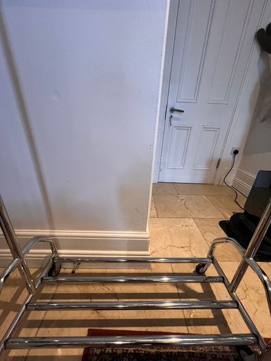 Clothes rail