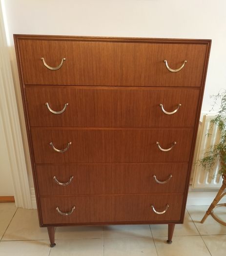 Mid Century Vintage Meredew Chest of Drawers
