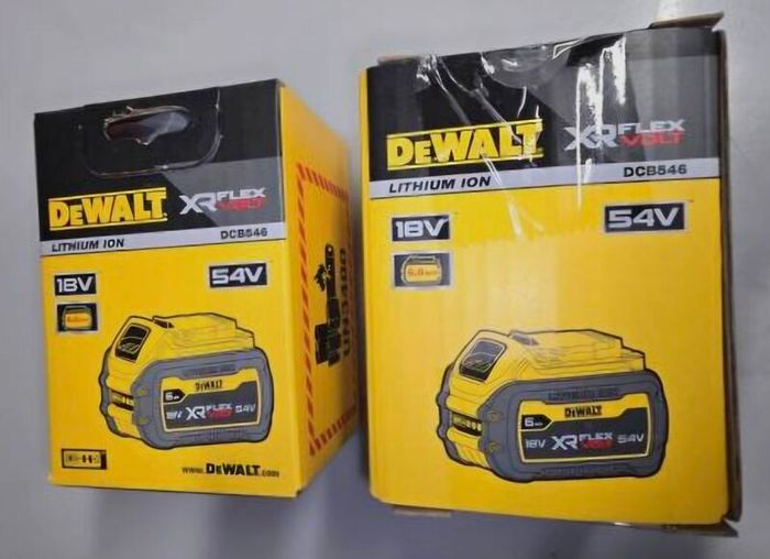 DeWALT 6AH 54V Flexvolt Battery. The Best A Professional Can Get. Closing down sale - all must go!.