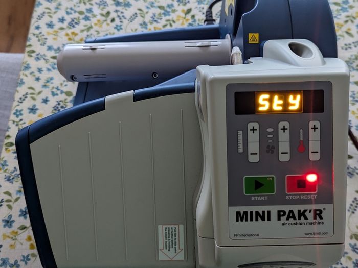 Pregis (FP International) Mini Pak'r Air Cushion Machine