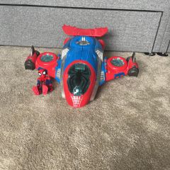 Spiderman Aeroplane and figure