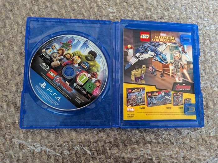 playstation games PSP, and PS4 (open to offers:)