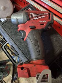 Milwakuee 1/2" impact