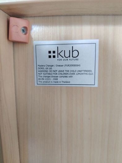 Beautiful chest of drawers/changing unit