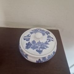 willow blue white