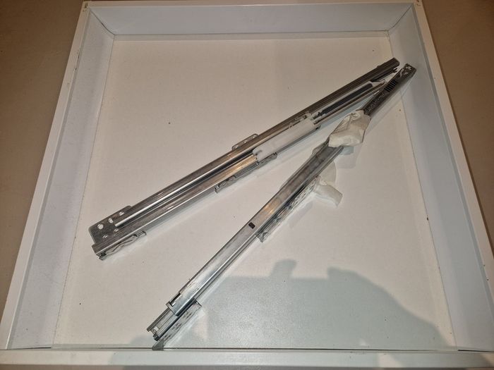 Maximera internal drawer
