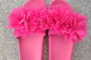 Pink Flip-flops   Size 6