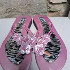 Camino pink slippers size 5