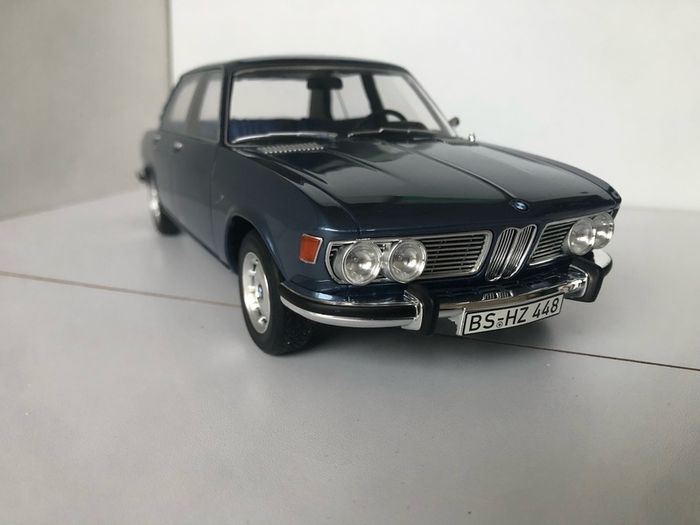 model cars Autoart, minichamps, Otto, Norev etc