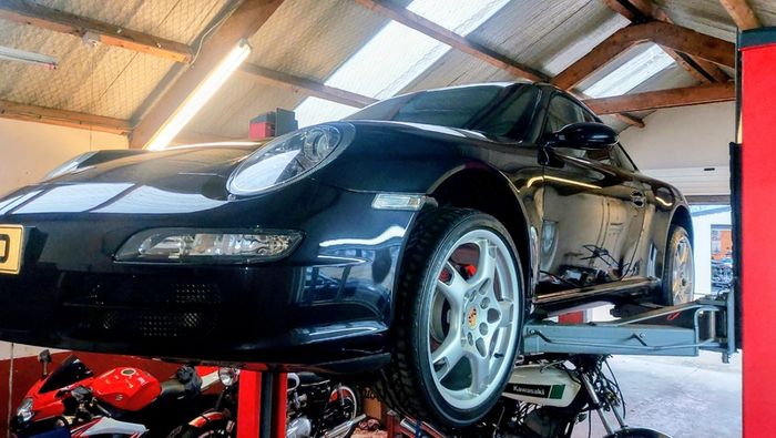 2006 Porsche 911 Carrera 2