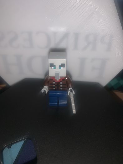 lego Minecraft vindicator