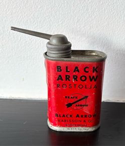 Vintage Black Arrow oil can