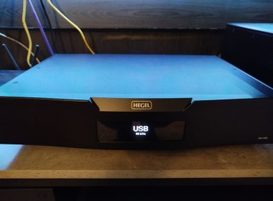 Hegel D50 DAC Black.