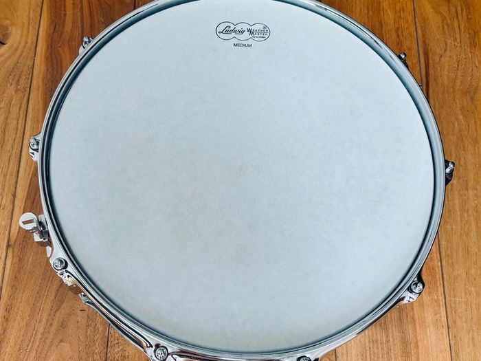 Ludwig 402 Snare Drum