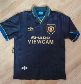 Authentic 1993-1995 Manchester United Away jersey