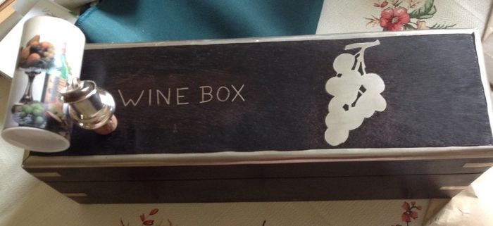 Unique Wine Box