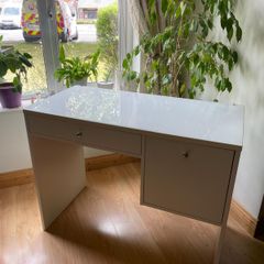 IKEA desk