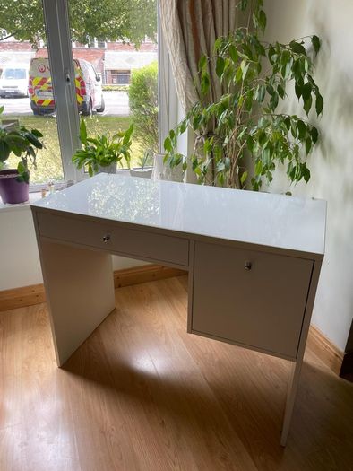 IKEA desk