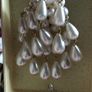 old drop pearl broach Image 3