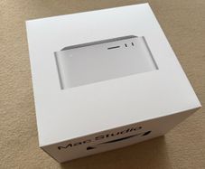 mac studio m2 32. 512