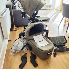 Mamas&Papas Pushchair and Bassinet