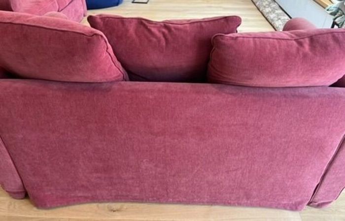 Grnlid Ikea Red Sofas X2