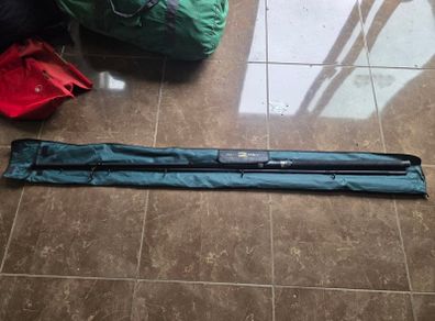 Shakespeare Spinning Rod / 9ft, 20-60g / Like New, Unused + free fishing net