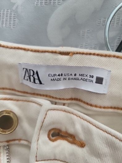 Zara Jeans