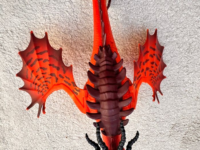 How To Train Your Dragon HookFang Dragon Blaster Action Figure 35 cm. Damaged Head Used Please see photos