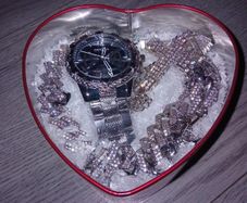 ladies and men's jewellery sets