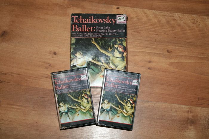 Tchaikovsky and  Strauss -2 cassette pack