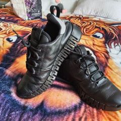 ECCO trainers