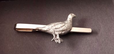 Fine period KIWI bird vintage jewelry tie pin.