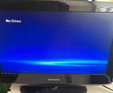 Samsung 22 inch TV with DVD player
