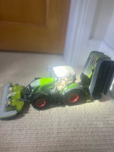 Farm toys