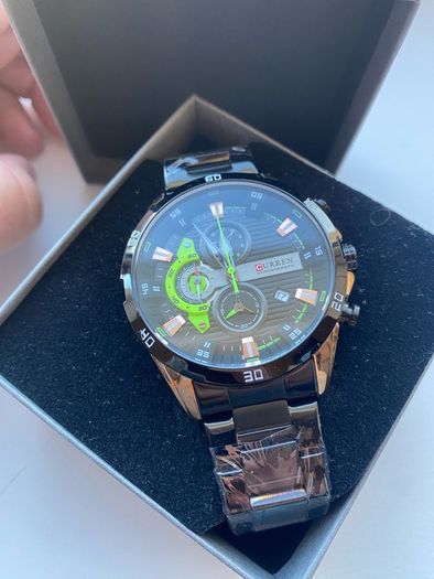 Watch CUrren