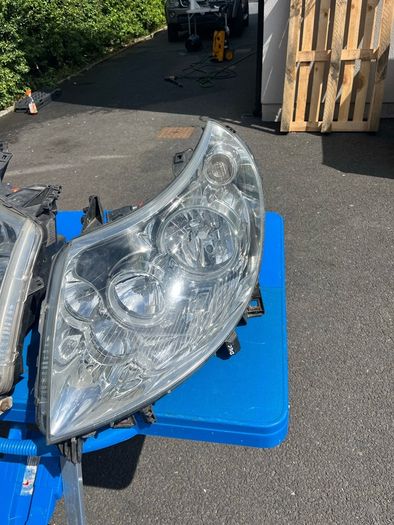headlights