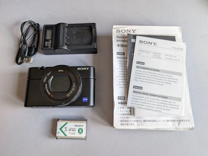 Sony RX100 IV (Mark IV) Camera