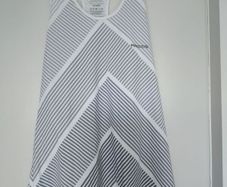 womans sports top