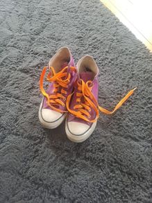 funky converse size 4