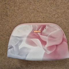 Ted Baker toiletries bag