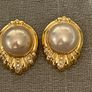 Tasaki Mabe Pearl Gold Diamond Earrings Image 5