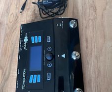 TC Helicon play acoustic